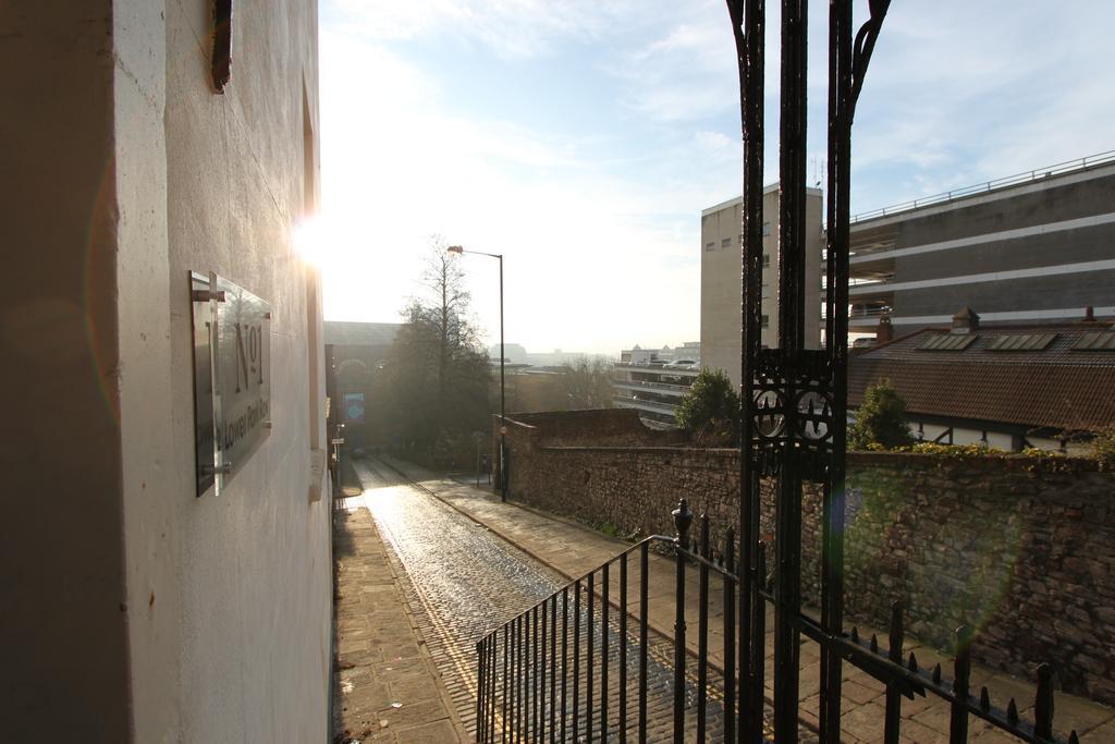 Number 1 Park Apartments Bristol Exterior photo